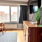 Apartment Seaside Cosy Retreat For Two Ostende