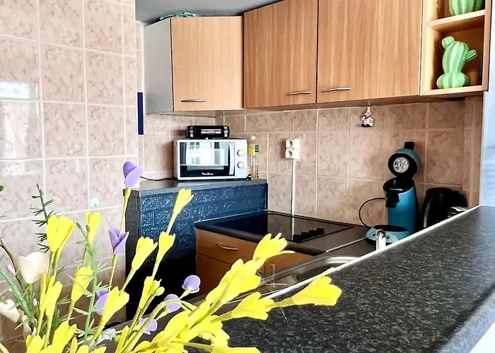 Seaside Cosy Retreat For Two Ostenda